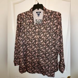 CHAPS Button up No Iron Shirt